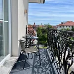Yuva Homes Am Kurpark - Bright Collection Apartament
