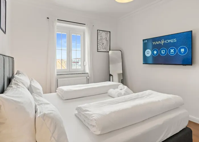 Yuva Homes Am Kurpark Apartment *