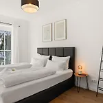 Yuva Homes Am Kurpark - Bright Collection 바트보리쇼펜