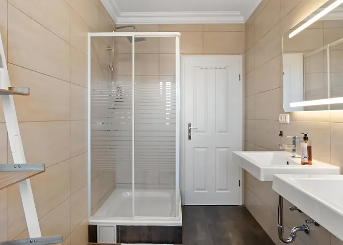 Yuva Homes Am Kurpark *