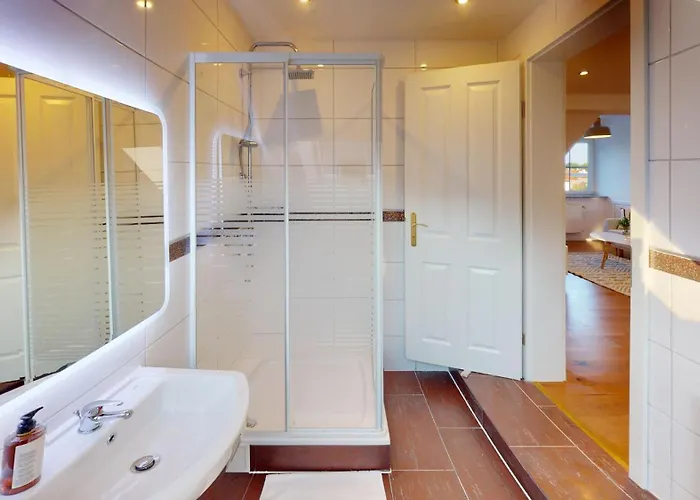 アパート Yuva Homes Am Kurpark *